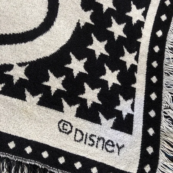 Mickey Mouse Reversible Blanket Woven Fringe Throw Disney Stars Stripes - Picture 9 of 10